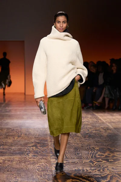 Look 56
